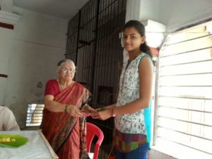 नेहा कैलाश वझे बारावी ८६.१५% तृतीय क्रमांक